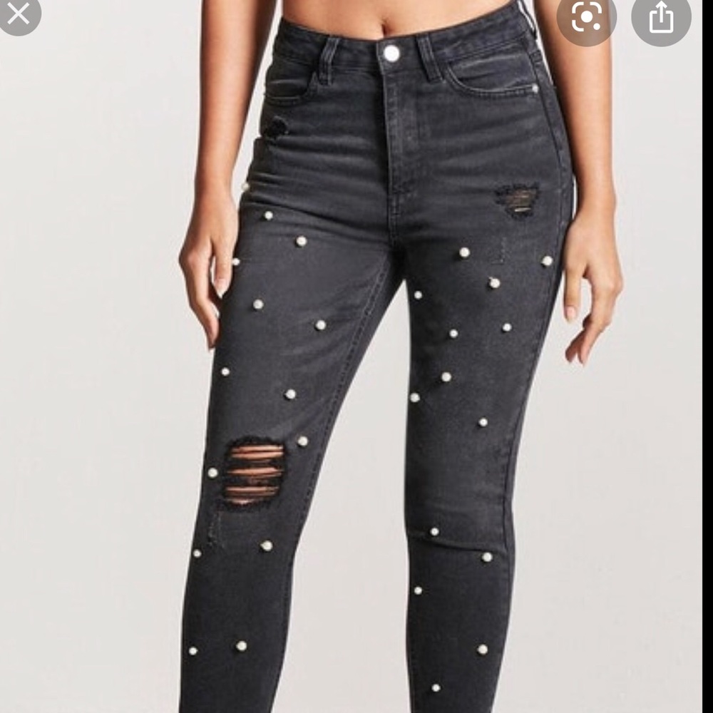 Forever 21 grey pearl distressed skinny jeans NWT